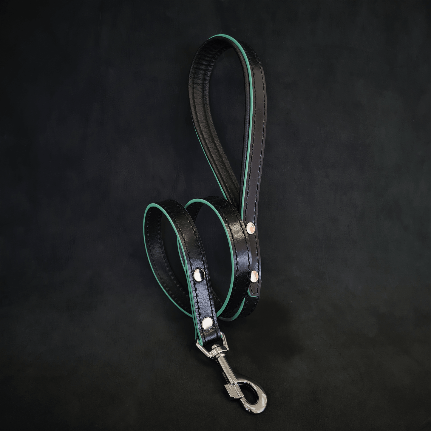 Ariel leash